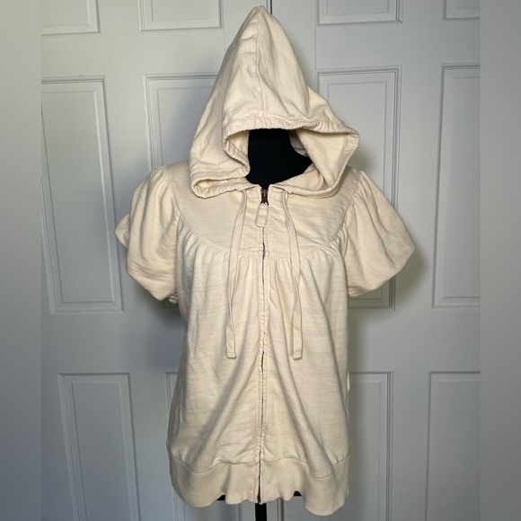 Old Navy Tops - Old Navy Y2K Cream Hooded Short-Sleeve Zip Sweatshirt Bubble Sleeve Large